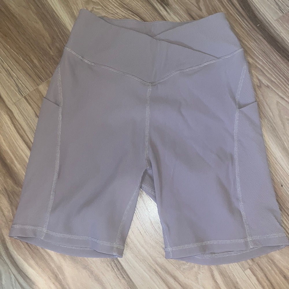 Ribbed Criss Cross Biker Short